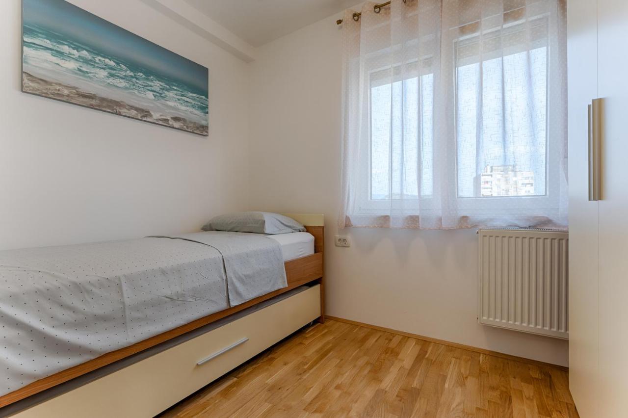 Two Bedroom Apartment Paris 리예카 외부 사진